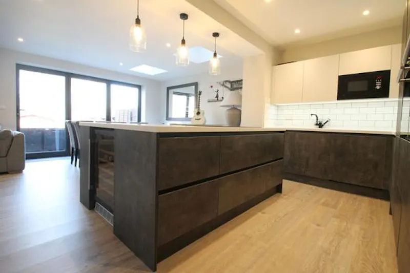 Kitchen at Grove Park red brick home, D2383 (photo 9)