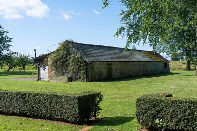 Swindon Queen Anne house, A1501 (photo 43)