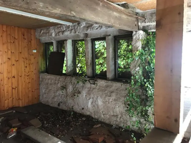 Derelict outbuilding in Manchester, Q132 (photo 15)