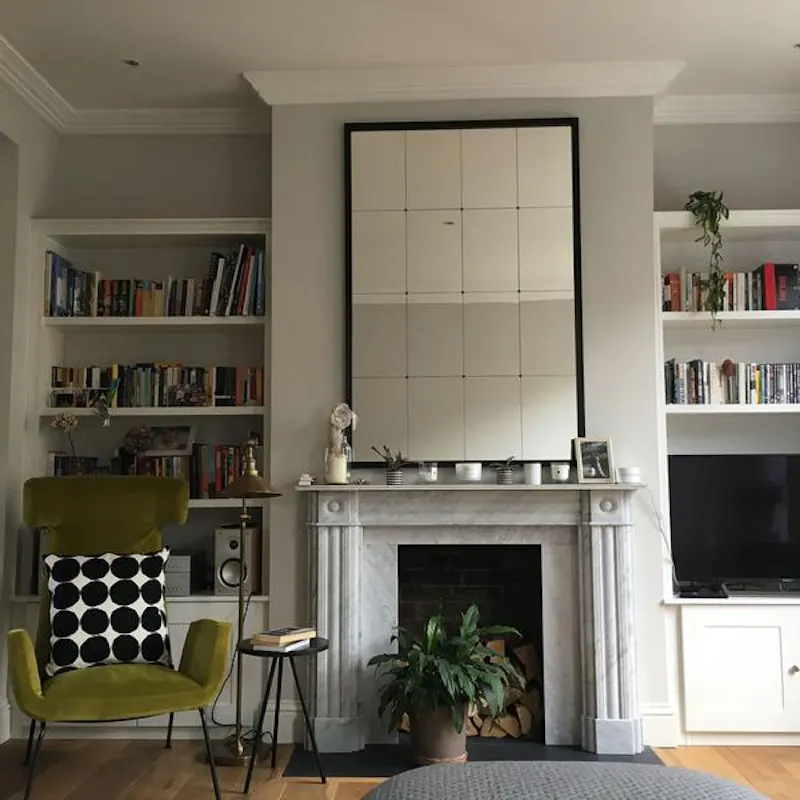Fireplace at Newington Green apartment, F1170 (photo 3)