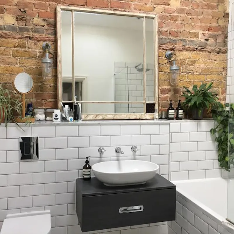 Bathroom at Newington Green apartment, F1170 (photo 12)
