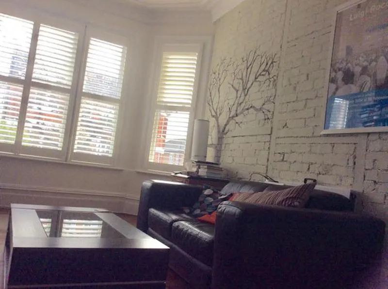 Exposed brick at Film location B1841 in London (photo 3)