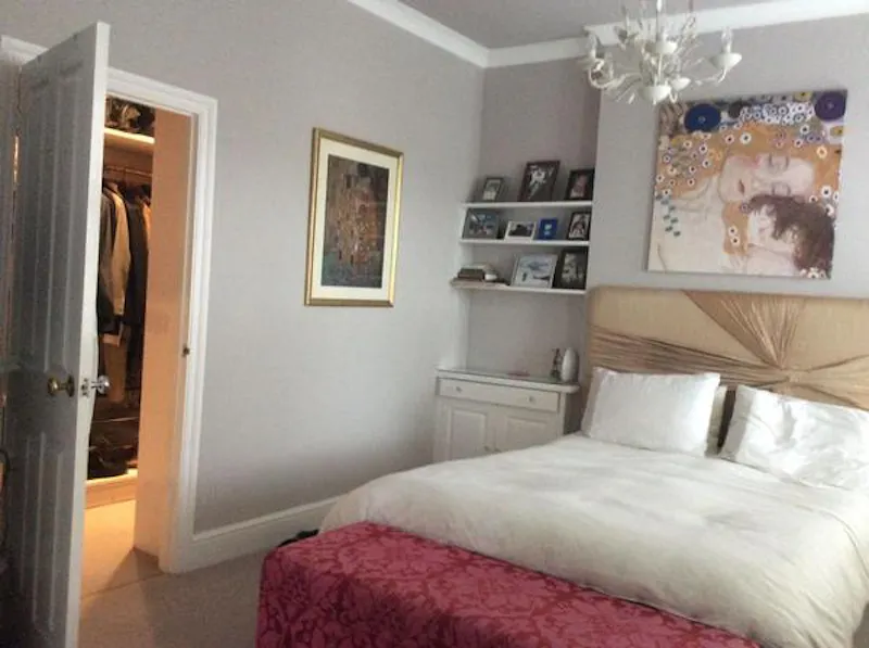 Bedroom at Film location B1841 in London (photo 9)