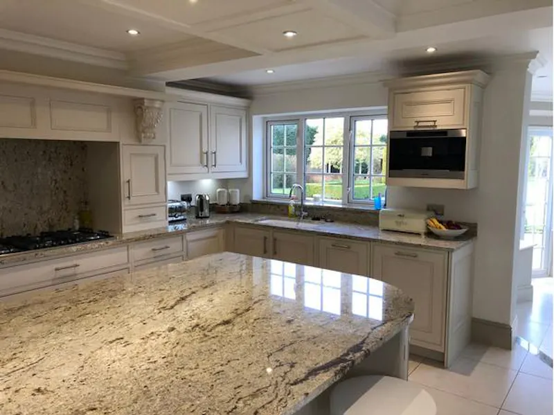 Elegant new build in Windsor , D2387 (photo 4)