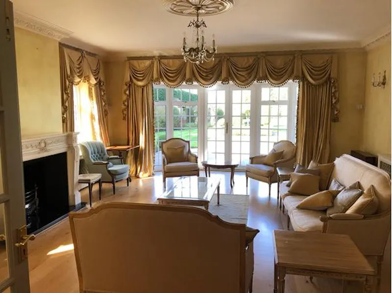 Elegant new build in Windsor , D2387 (photo 9)