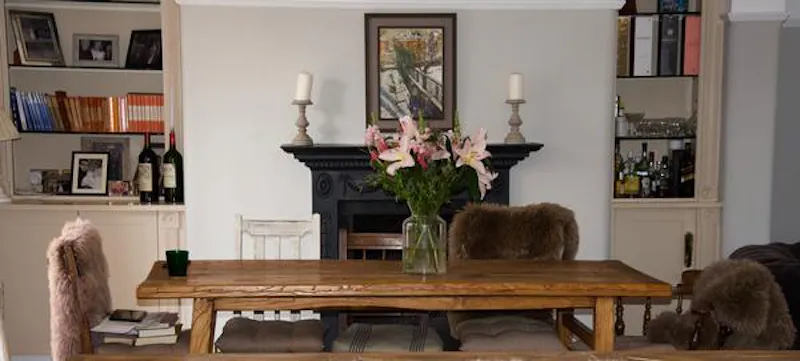 Dining room at Sunbury-on-Thames riverside home, A1474 (photo 12)