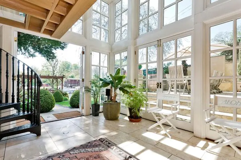 Conservatory at Sunbury-on-Thames riverside home, A1474 (photo 23)