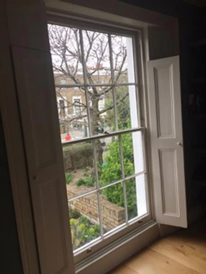 Vacant terraced house in Hackney, A1476 (photo 14)