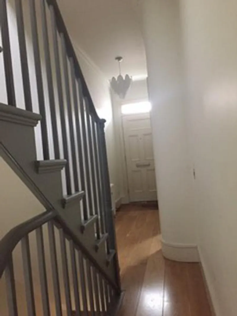 Vacant terraced house in Hackney, A1476 (photo 16)