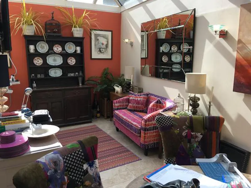 Living Room at Film location B1843 in London (photo 9)