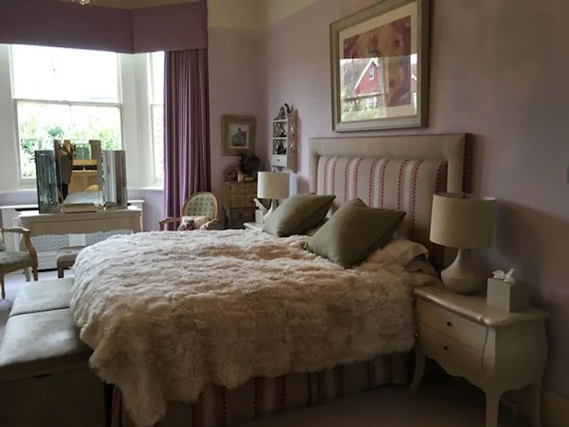 Bedroom at Film location B1843 in London (photo 26)