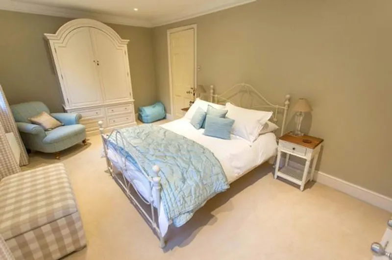 Bedroom at Ivy covered home in Windlesham, A1478 (photo 30)