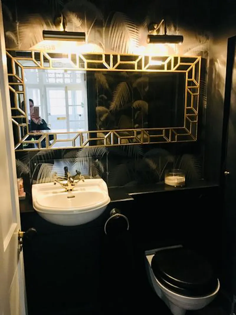 Bathroom at Colourful Muswell Hill home, B1846 (photo 26)