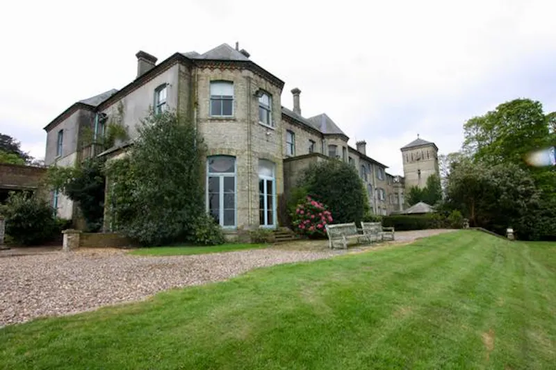 Glorious Elstree Georgian Mansion, A1479 (photo 1)