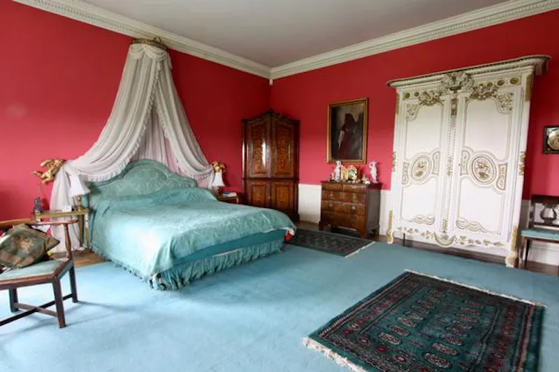 Bedroom at Glorious Elstree Georgian Mansion, A1479 (photo 13)
