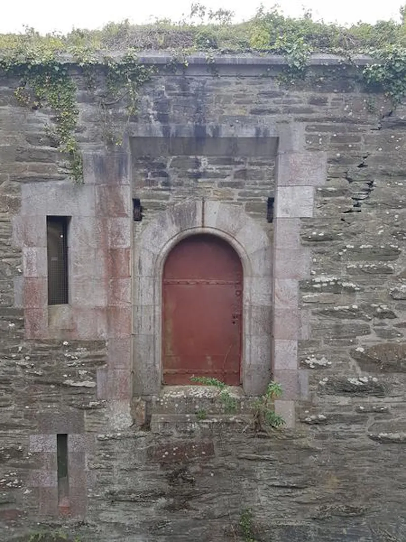 Historic Plymouth monument, Q134 (photo 17)