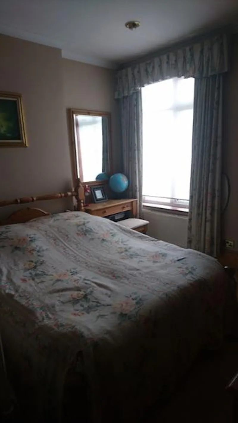 Bedroom at Film location B1847 in London (photo 27)