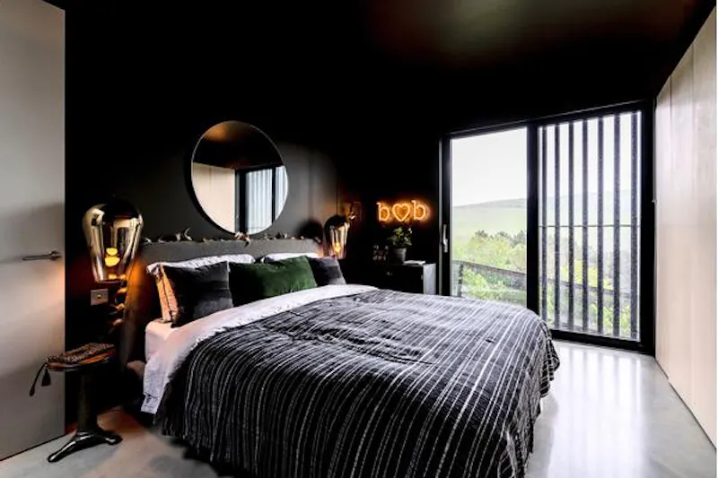 Bedroom at Spectacular coastal black box, K441 (photo 29)