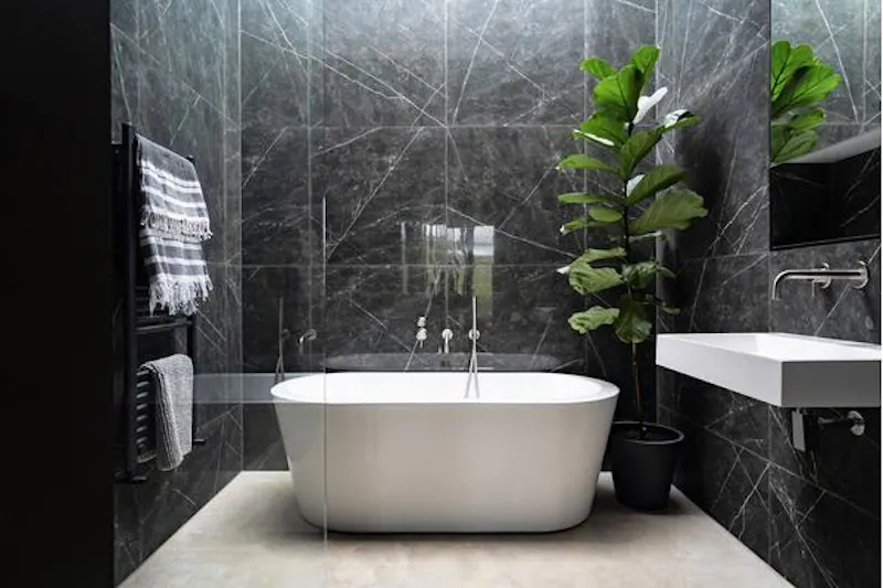 Bathroom at Spectacular coastal black box, K441 (photo 31)