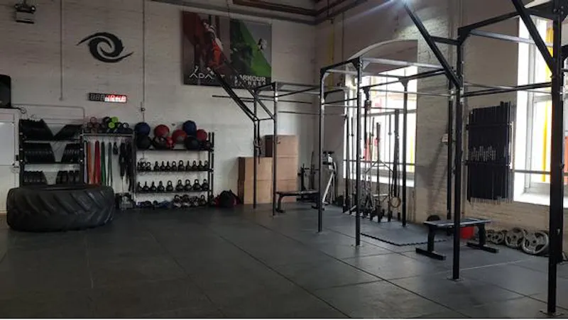 Parkour gym in East India, Q135 (photo 1)