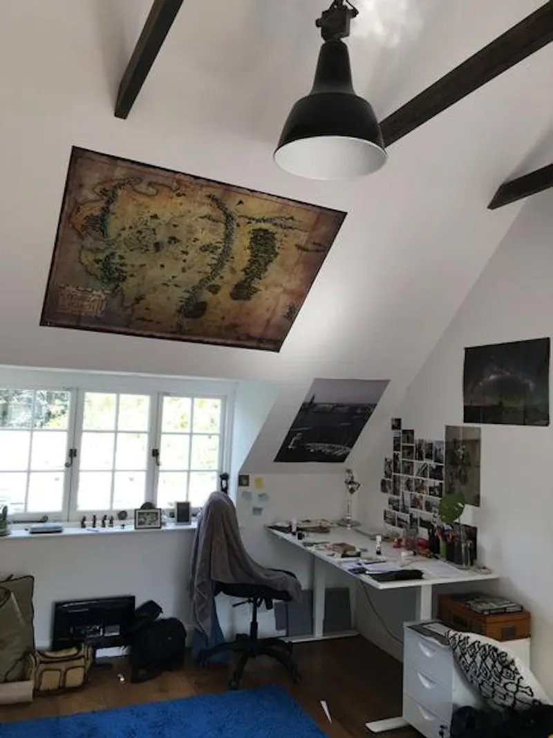 Bedroom - child's at Brentford house with indoor pool, A1481 (photo 29)