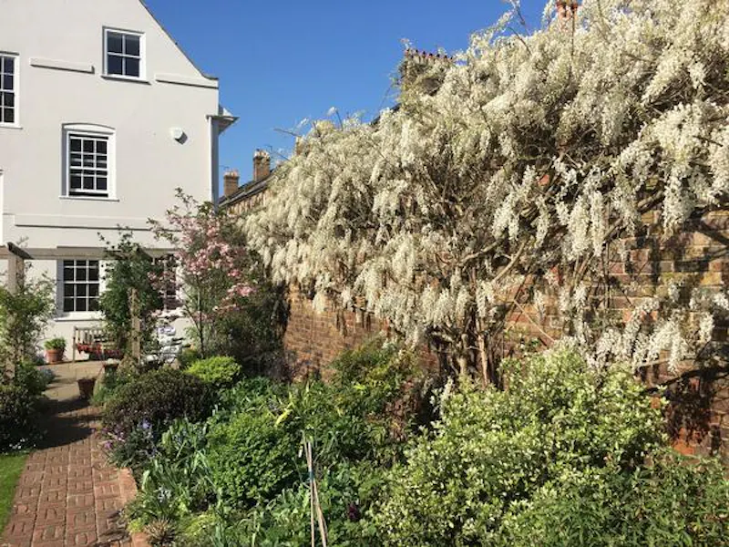 Brentford house with indoor pool, A1481 (photo 46)