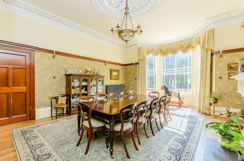 Dining room at Lincoln Victorian country manor, M321 (photo 3)