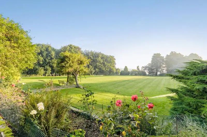 Lincoln Victorian country manor, M321 (photo 12)