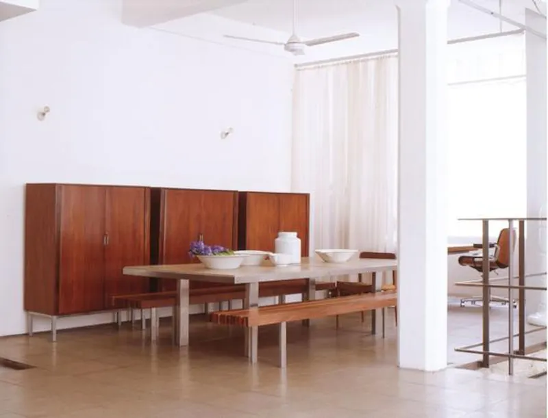 Dining room at Super-cool Shoreditch loft, F1179 (photo 10)