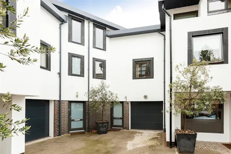 Mews apartment in Clapham, F1176 (photo 1)