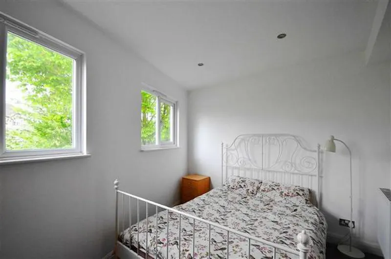 Bedroom at Sea view apartment in Chalkwell, F1177 (photo 17)