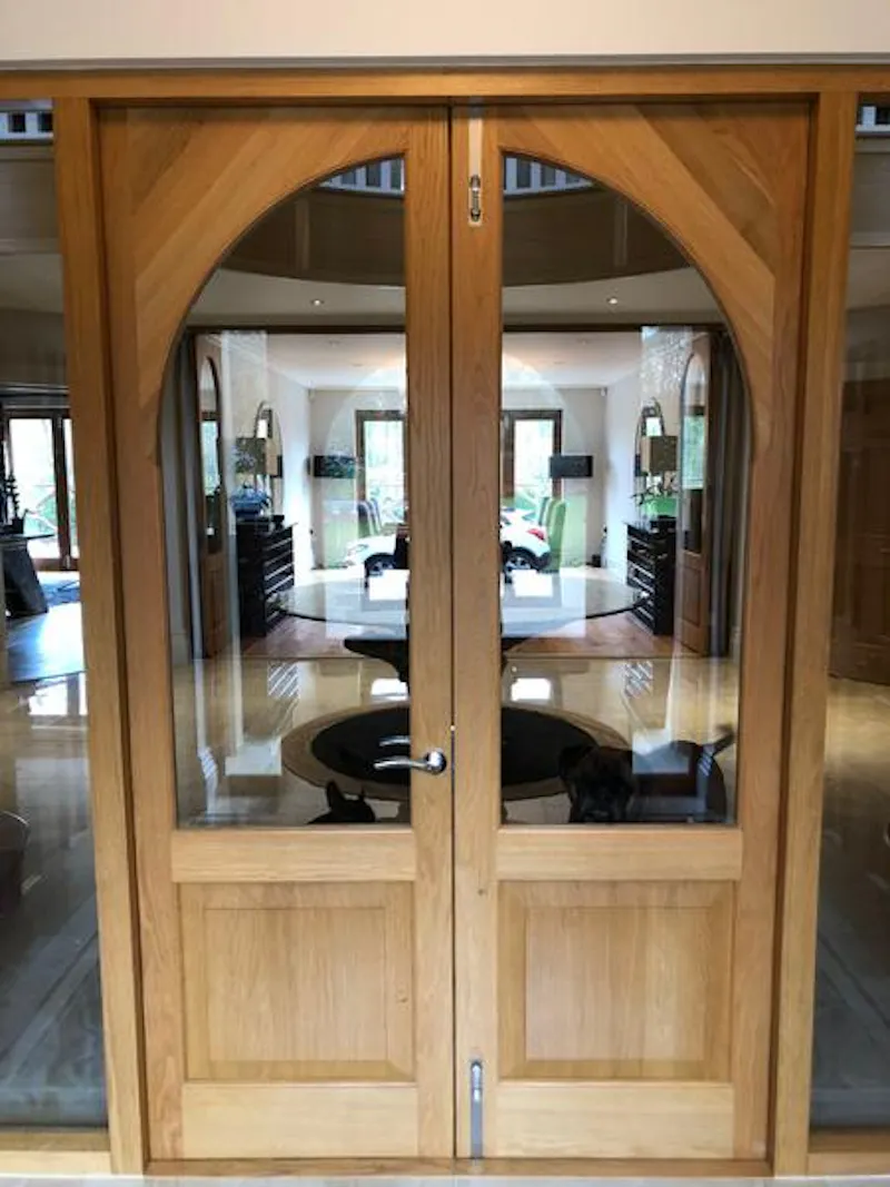 Large Riverside Henley Home, D2400 (photo 22)