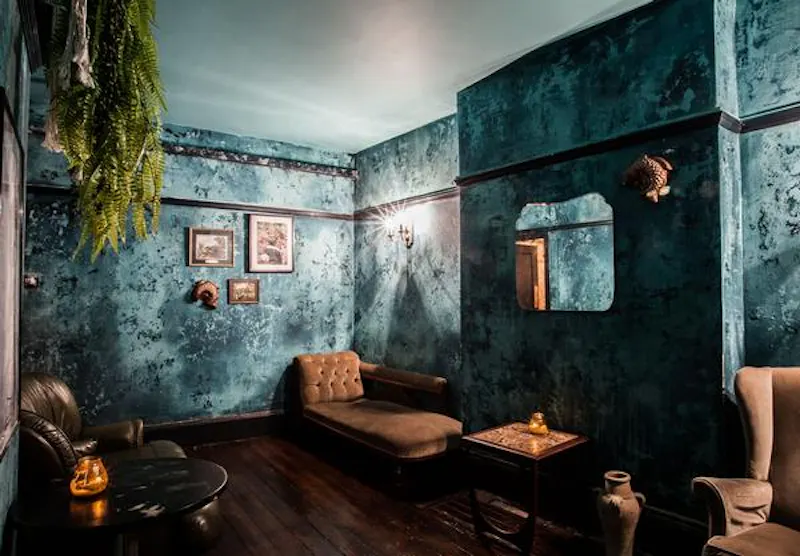 Vibrant Peckham pub, R823 (photo 18)