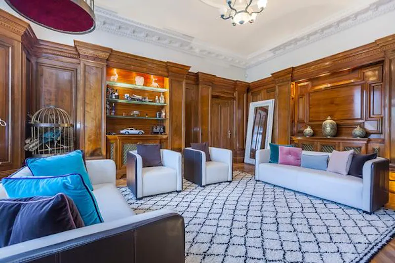 Lavish Eltham mansion, B1850 (photo 3)