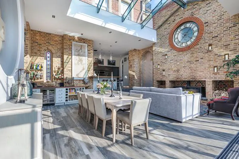 Exposed brick at Lavish Eltham mansion, B1850 (photo 23)