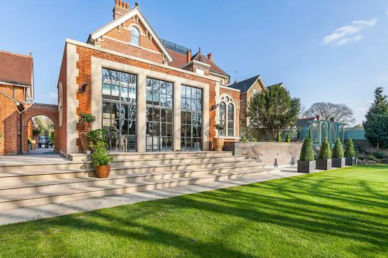 Lavish Eltham mansion, B1850 (photo 76)