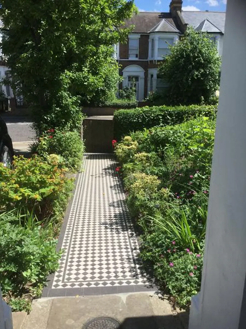 Film location B1851 in London (photo 36)