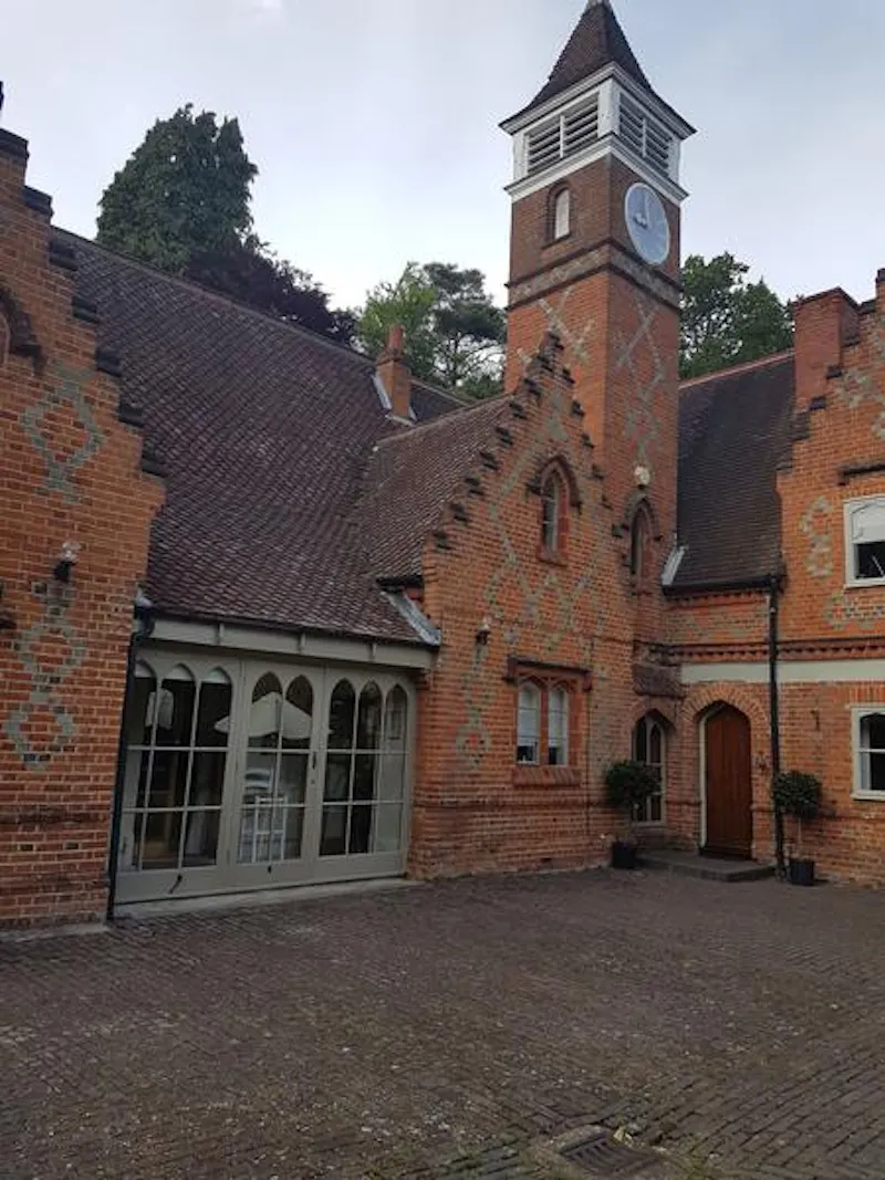 Film location B1852 in Surrey (photo 19)