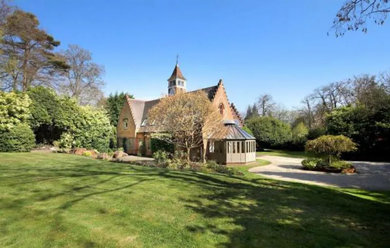 Film location B1852 in Surrey (photo 20)