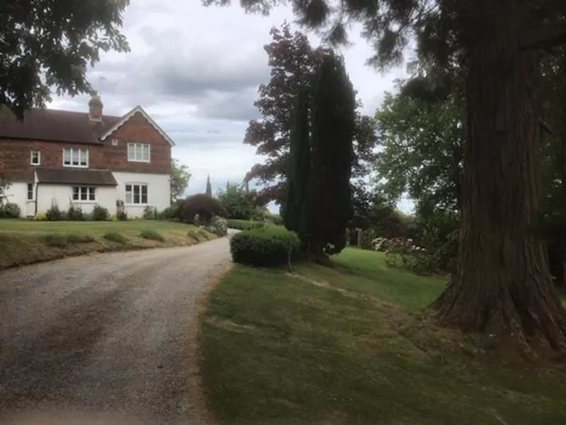 Film location D2401 in West Sussex (photo 1)