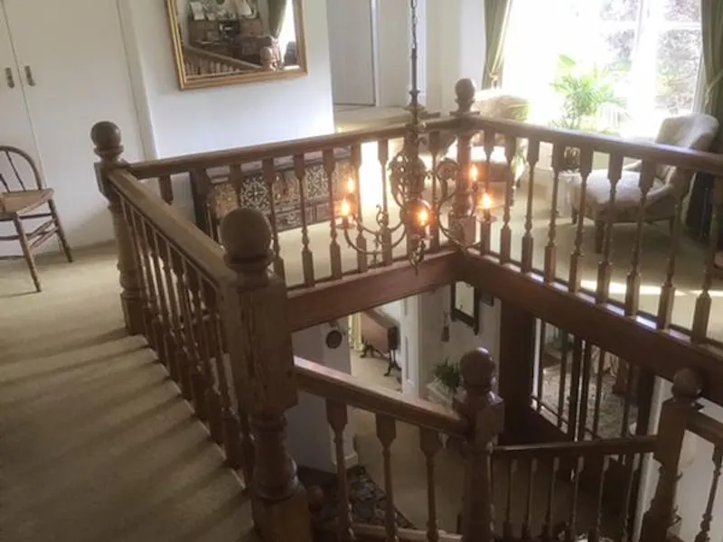 Staircase at Film location D2401 in West Sussex (photo 10)