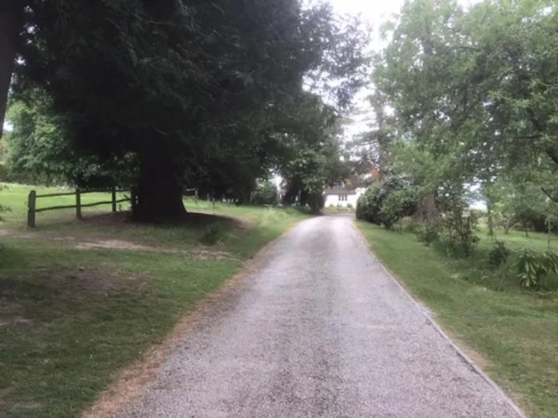 Film location D2401 in West Sussex (photo 17)