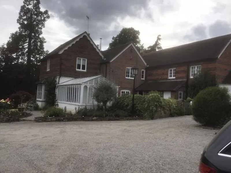 Film location D2401 in West Sussex (photo 19)