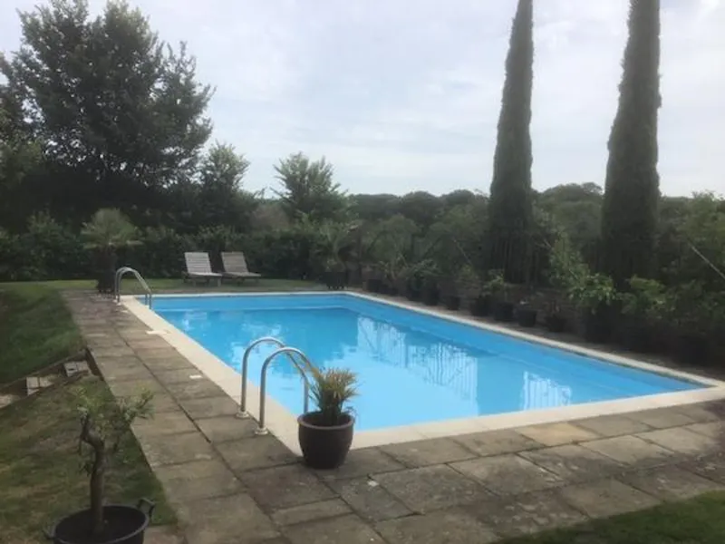 Film location D2401 in West Sussex (photo 24)