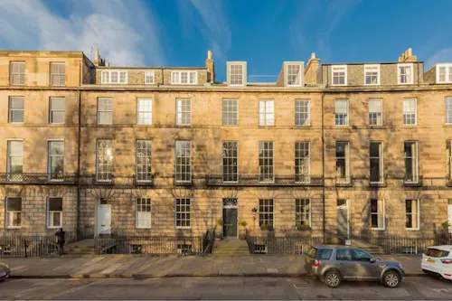 Smart Edinburgh townhouse, A1482
