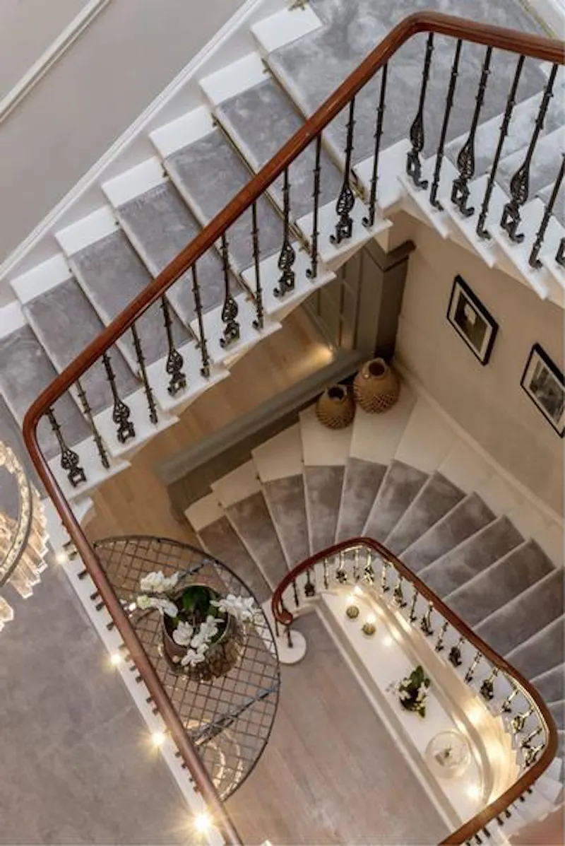 Staircase at Smart Edinburgh townhouse, A1482 (photo 8)