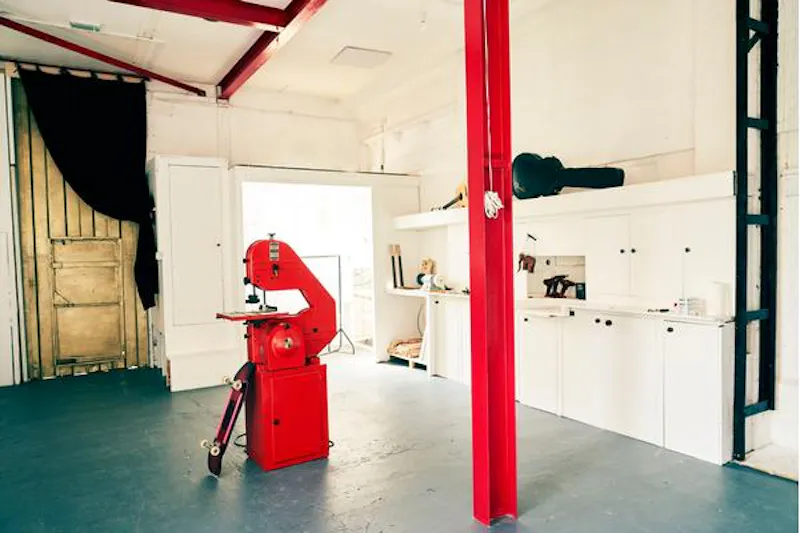 3,000 ft  live-work Harringay studio, N455 (photo 5)