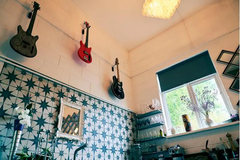 3,000 ft  live-work Harringay studio, N455 (photo 14)