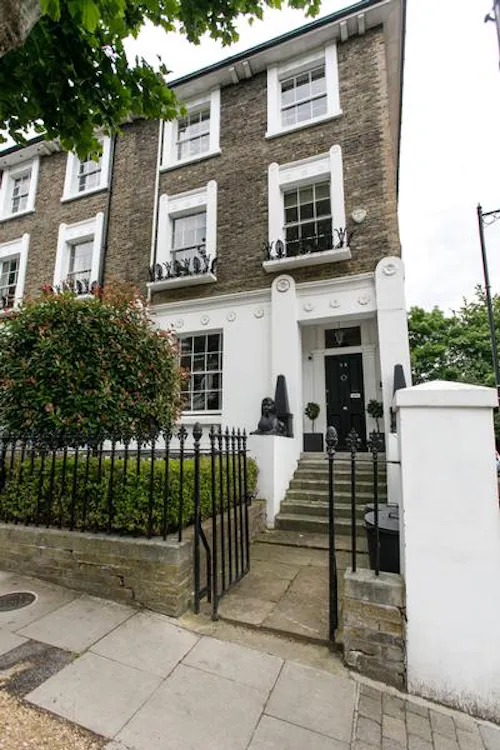 Smart Islington house, A1483