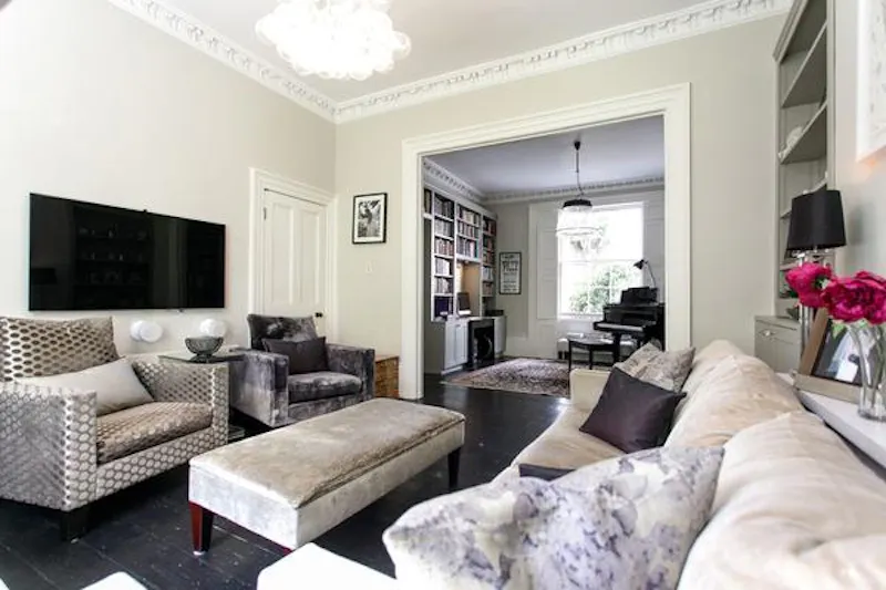 Through drawing room at Smart Islington house, A1483 (photo 4)